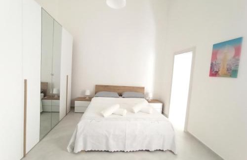 Brindisi Apartment | Discover Salento Oggi: Family-Friendly with High Ratings