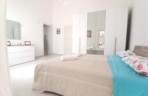 Brindisi Apartment | Discover Salento Oggi: Family-Friendly with High Ratings