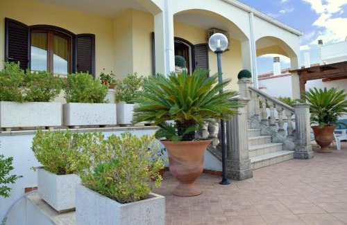 Cocumola Bed & Breakfast | Pet-Friendly Oceanfront Escape at Salento Terra Maris