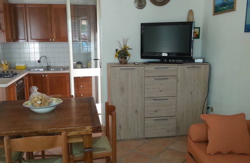 Torre Vado House | Idyllic Torre Vado Cottage with Pool, Steps from the Sea