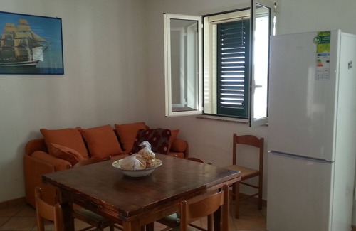 Torre Vado House | Idyllic Torre Vado Cottage with Pool, Steps from the Sea