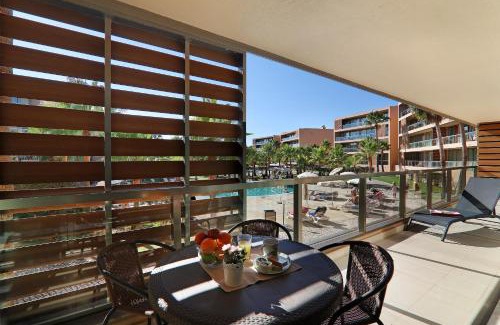 Salgados Apartment | Exceptional Salgados 4seasons Apartment with Oceanfront Views
