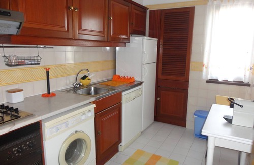 Salgados Apartment | Discover Salgados Beach: Family-Friendly 1 + 1 Apartment