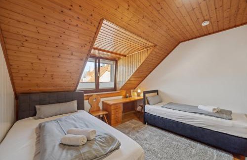 Bayreuth Apartment | Exceptional Salí Homes K39 Monte-Carlo: Pet & Child Friendly