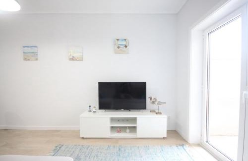 Costa Nova do Prado Apartment | Oceanfront Salinas Beach House - T3 Apartment in Costa Nova
