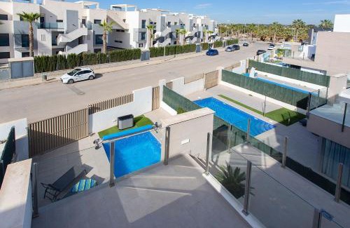 Guardamar del Segura Villa | Discover Salisol Park 60: Family-Friendly with Pool Access