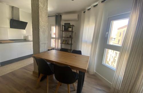 Explanada de la Estacion Apartment | Top-Rated Family Retreat at Salitre 51 Home Málaga II