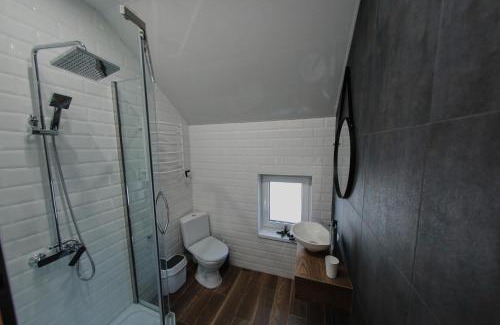 Solochyn Cabin | Top-Rated Saliuk Lodge with Pool & Family Amenities