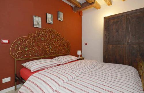 Castello Apartment | Explore Mario Apartment Biennale: Guest Rated 7/10