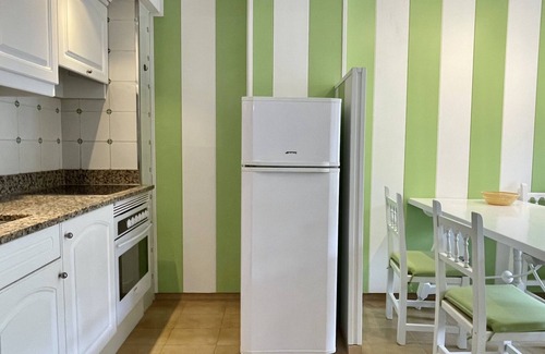 L'Estartit Apartment | Unforgettable SALLES BEACH 05: Rated 10/10 with Ocean Views