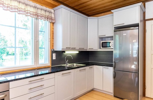 Heinavesi House | Experience Salmenranta: Lake View & Spa Retreat Awaits