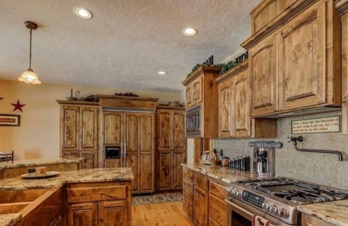 Donnelly Apartment | Spacious Donnelly Home with Great Yard and Inviting Deck