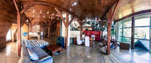 Yasinya Apartment | Exceptional Salo I Mandry Apartment with Spa & Hot Tub