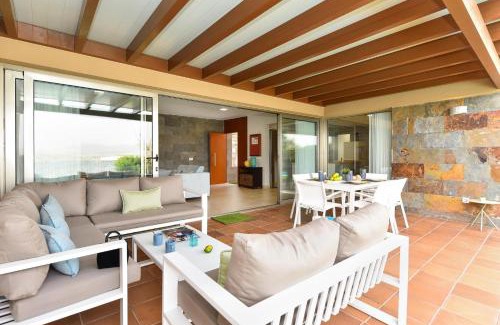 Salobre Apartment | Idyllic Salobre Villa with Pool & Ocean View, Rated 9.5
