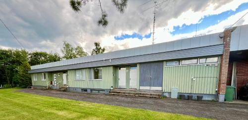 Kaustinen Apartment | Pet-Friendly Retreat at Salonkylän koulu, Rated 8.6/10