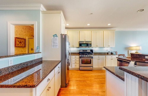 Fenwick Island House | Inviting Salt Meadows Townhouse with Pool & Ocean Views