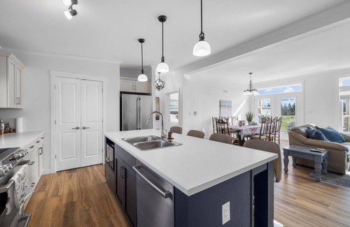 Kensington House | Salt n' Soil Vacation Home