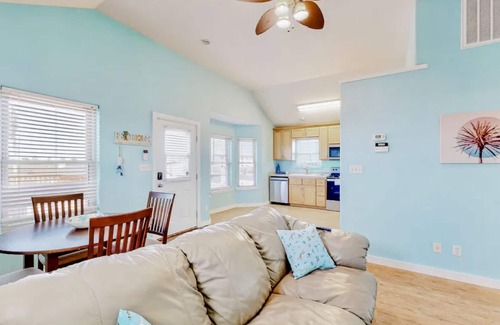 Corpus Christi House | Pet-Friendly Retreat at Salt on the Rim North Padre Island