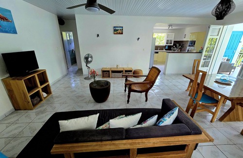 Le Diamant Villa | Exceptional 3-Bedroom Retreat with Pool Near the Ocean