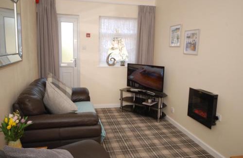 Loftus Apartment | Discover Saltburn Holidays at 3 Park View - Rated 8.9/10