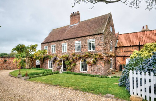 Saltfleet Bed & Breakfast | Saltfleet Manor House