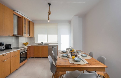 Agii Apostoli Apartment | Saltia Roof Garden Apt with Ocean View Steps from Beach