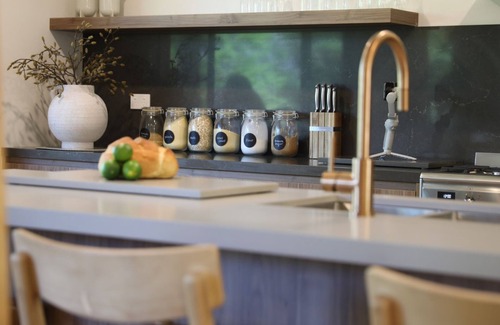 Barringella House | Immerse in Nature at Saltwater Creek - Child Friendly Stay