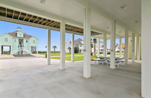 Indian Beach Cottage | Discover Salty Blue Mermaid: Oceanfront Escape with Pool