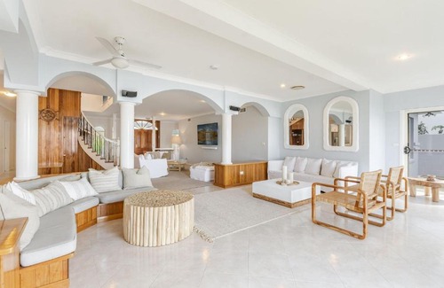 Yamba House | Experience Relaxation at Salty Dayz with Pool & Family Fun
