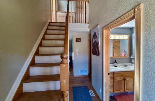 Shadow Mountain House | Discover The Rabbit Hole: A Family-Friendly Escape