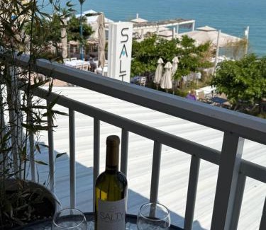 Polichrono Apartment | Salty Sea View Apartments