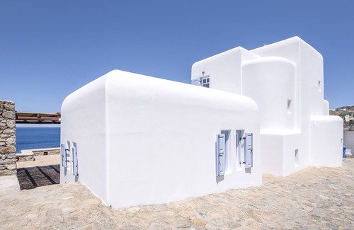 Agios Ioannis Villa | Unwind at Salty View: Family & Pet-Friendly Retreat