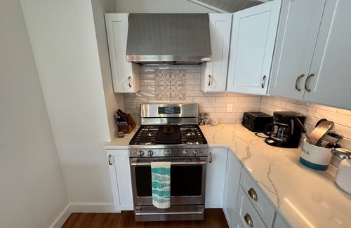 Rye Cottage | Relax at Salty’s Seaside Cottage in Beautiful Rye, NH