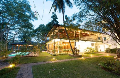 Dambulla Hotel | Saludiya Retreat Resort and SPA