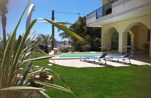 Morciano di Leuca Apartment | Relaxing Ocean View Retreat at Salusdea - Rated 9/10