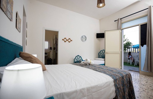 Trapani House | Unforgettable Stay at SALUTAMU: 10/10 Rated & Family-Friendly