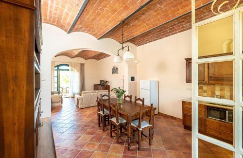 Piombino House | Experience Salvapiano Holiday Ranch with Ocean Views & Pool
