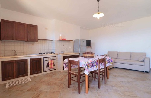 Marina San Gregorio House | Seaview Retreat with Spa & Pet-Friendly Amenities