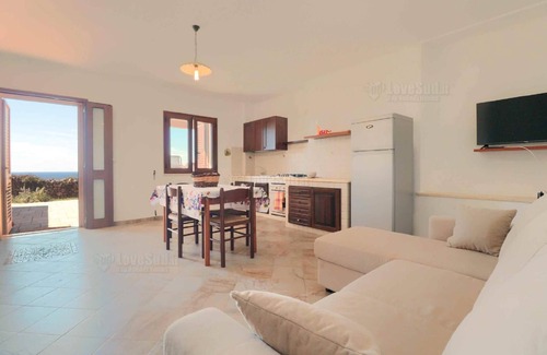 Marina San Gregorio House | Seaview Retreat with Spa & Pet-Friendly Amenities