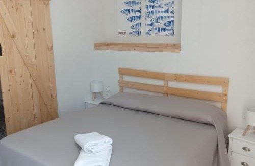 Giardini Naxos Bed & Breakfast | Discover Salvone's House B&B: Pet-Friendly Oceanfront Retreat