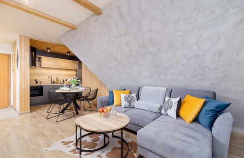 Zakopane Apartment | Beautiful 1 Bedroom with Balcony & Breakfast Included