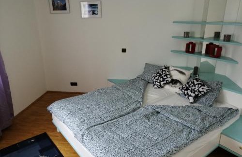 Vorchdorf Apartment | Experience Oceanfront Bliss at Salzkammergut-Live Hotel