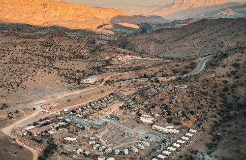 Al Hamra Resort | Family-Friendly Sama Heights Resort with Delicious Dining