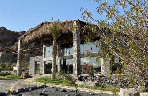 Al Hamra Resort | Family-Friendly Sama Heights Resort with Delicious Dining