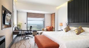 Sepang Hotel | Indulge at Sama Sama Hotel KLIA: 5-Star Comfort Awaits