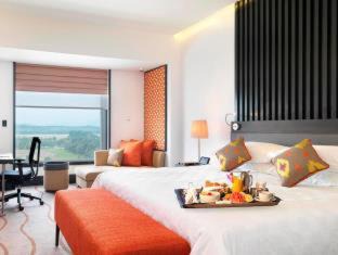 Sepang Hotel | Indulge at Sama Sama Hotel KLIA: 5-Star Comfort Awaits