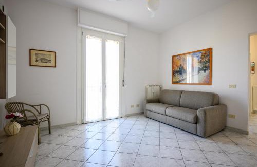 Scandicci Apartment | Sama Three Apartment