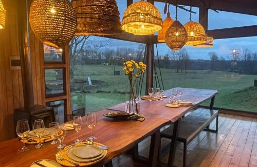 Vilcun Cabin | Experience Nature at Samadhi Eco Resort with Hot Tub & Pets