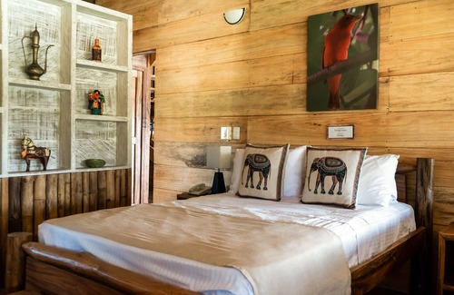 Puerto Escondido Hotel | Relax at Samadhi Ecohotel with Pool & Ocean View