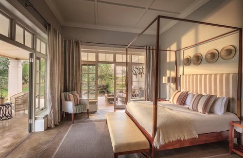 Blue Crane Route Cabin | Experience the Samara Karoo Reserve: 5-Star Luxury Awaits